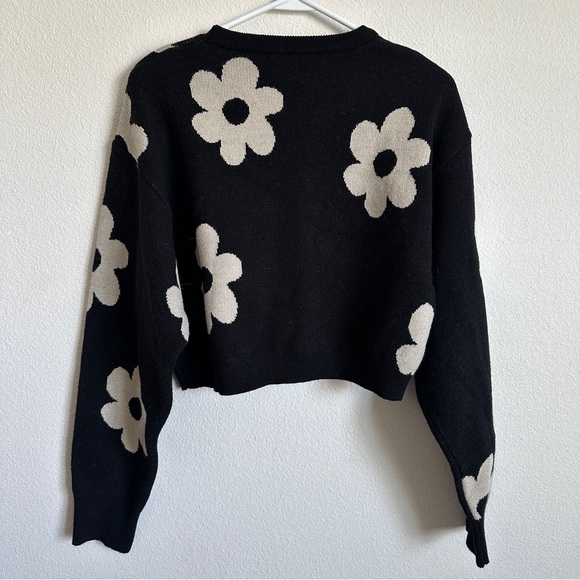NWOT Lelis floral cropped sweater - Picture 5 of 5